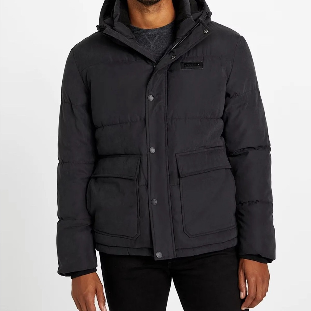 New Men's Black Guest Puffer Jacket size small